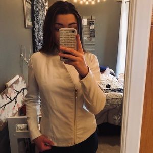 Jennifer Lopez jacket